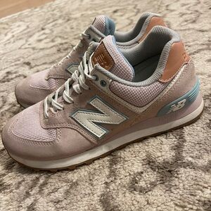 New Balance Blush and Light Gray Sneakers